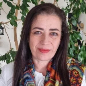 Mtra. Liliana Velarde Manzano
